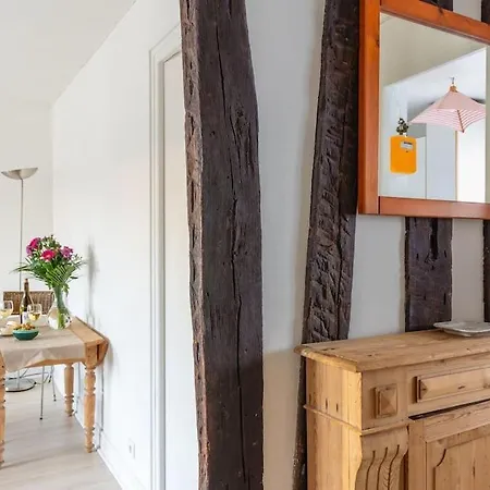 Apartman Bright And Confortable Flat - 4p