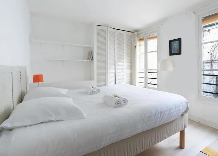 Bright And Confortable Flat - 4p 아파트